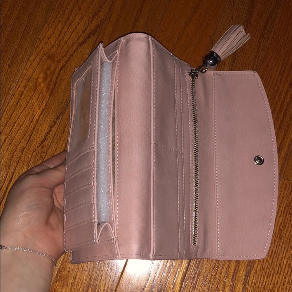 Button Close Wallet - image 3